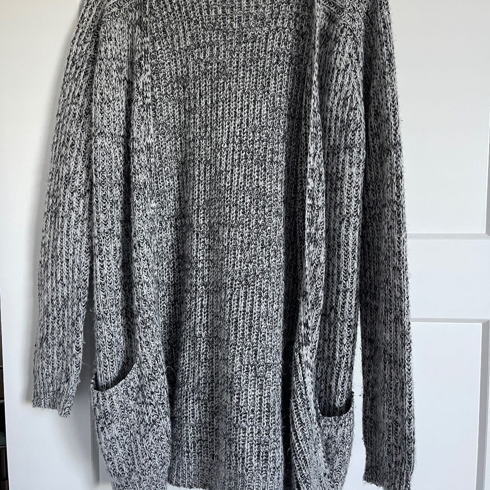Waist length cardigan